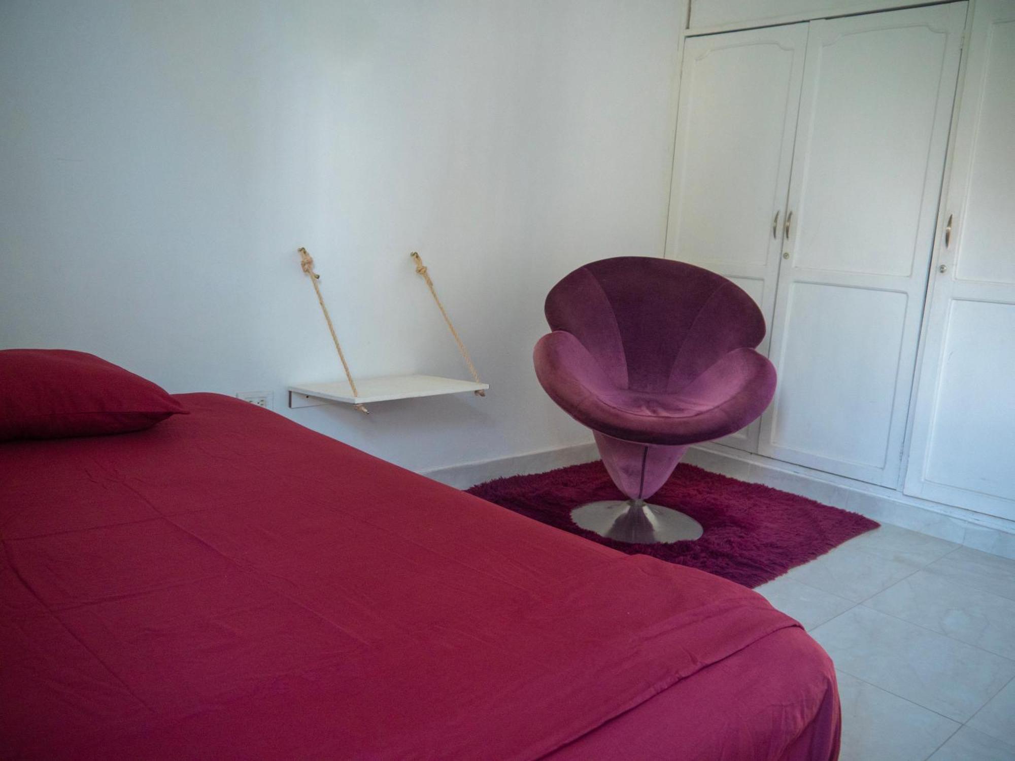 Lovely And Close To Airport, Sea, And Old Town Cartagena